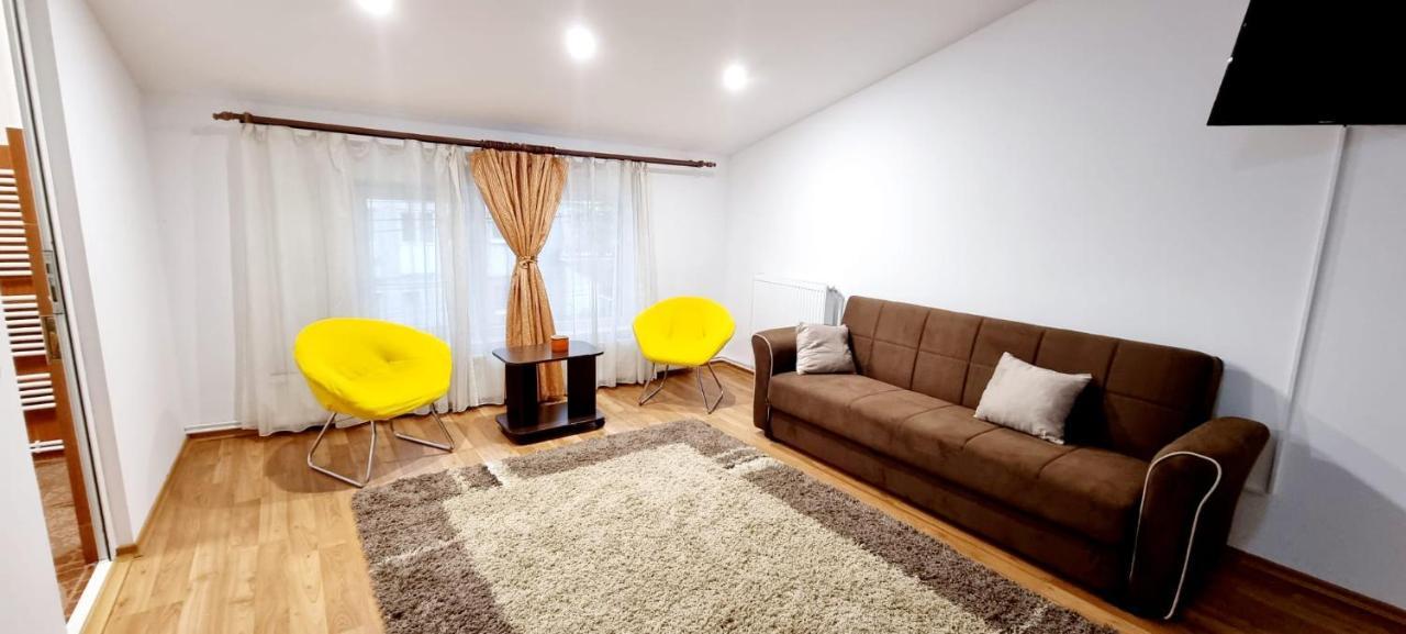 Apartamente Elegante In Regim Hotelier ياش المظهر الخارجي الصورة