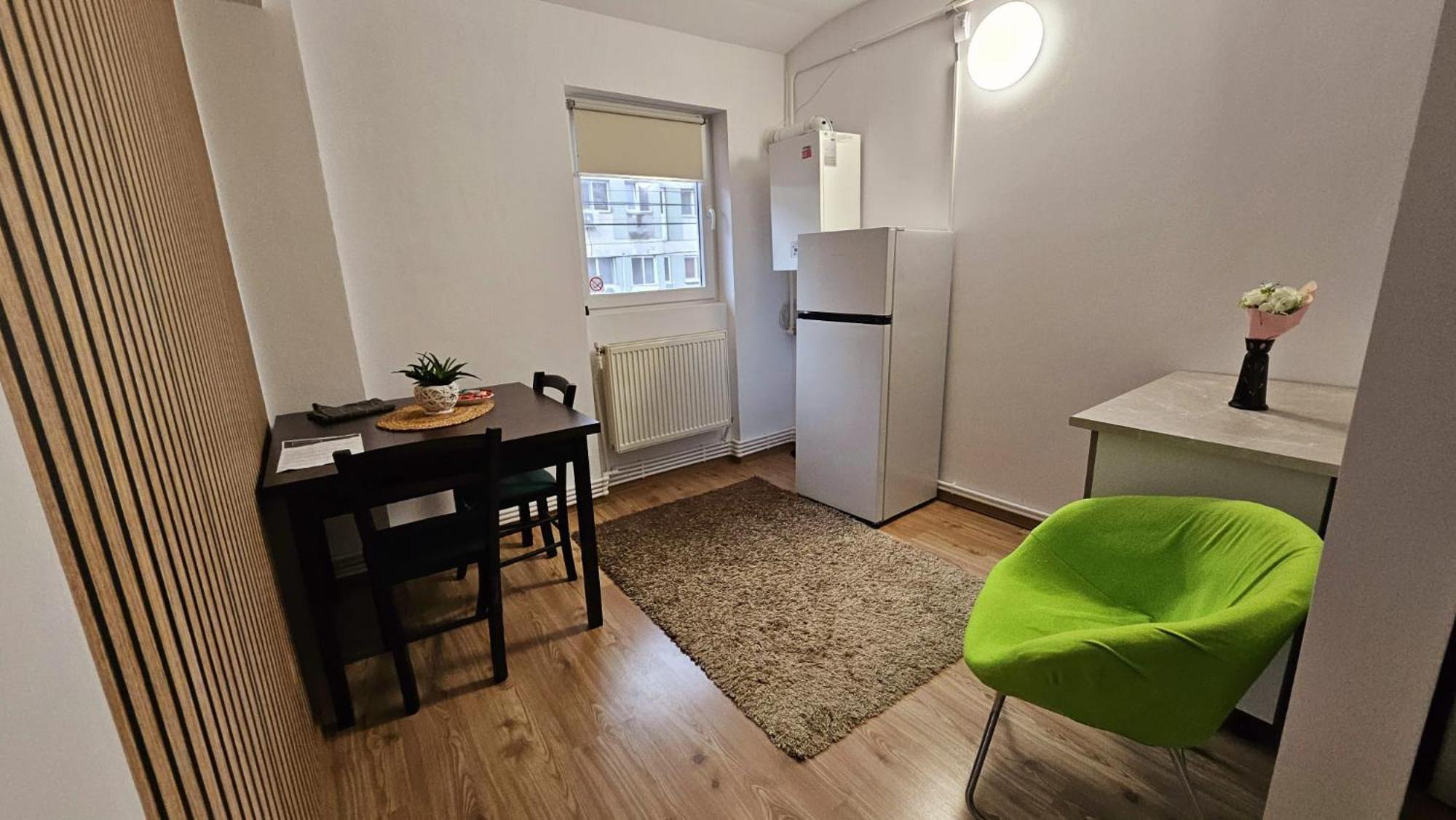 Apartamente Elegante In Regim Hotelier ياش المظهر الخارجي الصورة