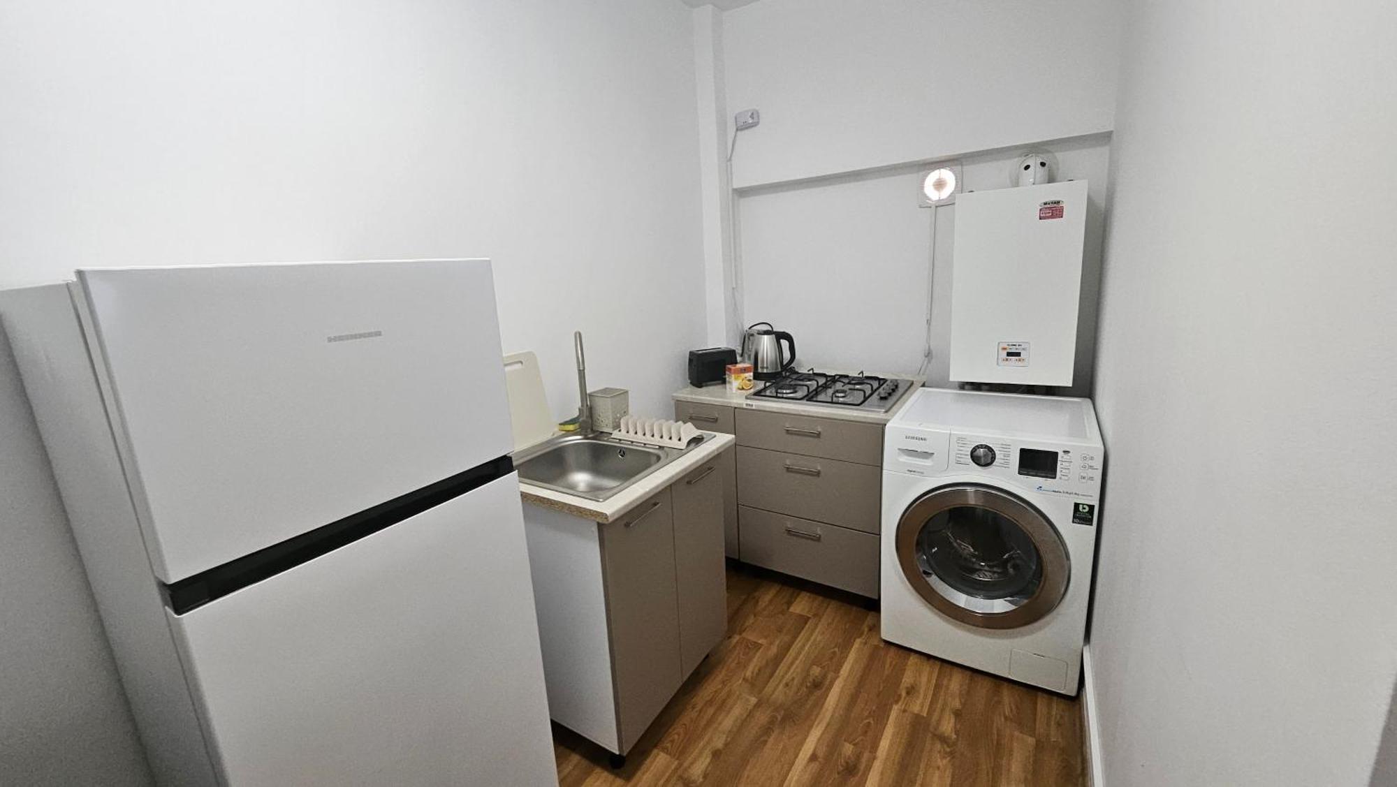 Apartamente Elegante In Regim Hotelier ياش المظهر الخارجي الصورة